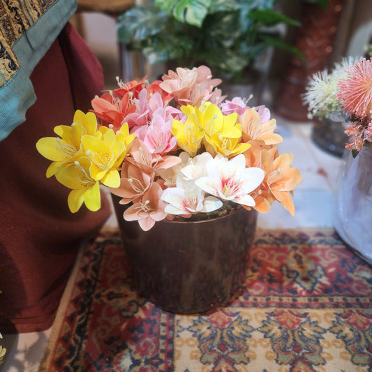 Rubber Lily Bunch